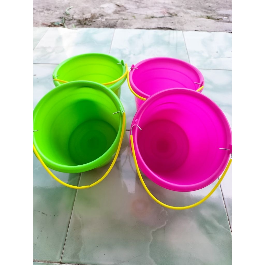 ( 12 pcs ) Timba 1 GL Italy /timba kecil / Timba Serbaguna