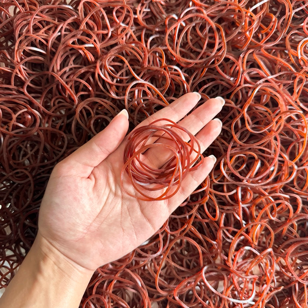 

KARET GELANG PENTIL 500gr LUBANG STANDAR | KARET MAROON COKLAT KARET GELANG KUAT MURAH WARNA