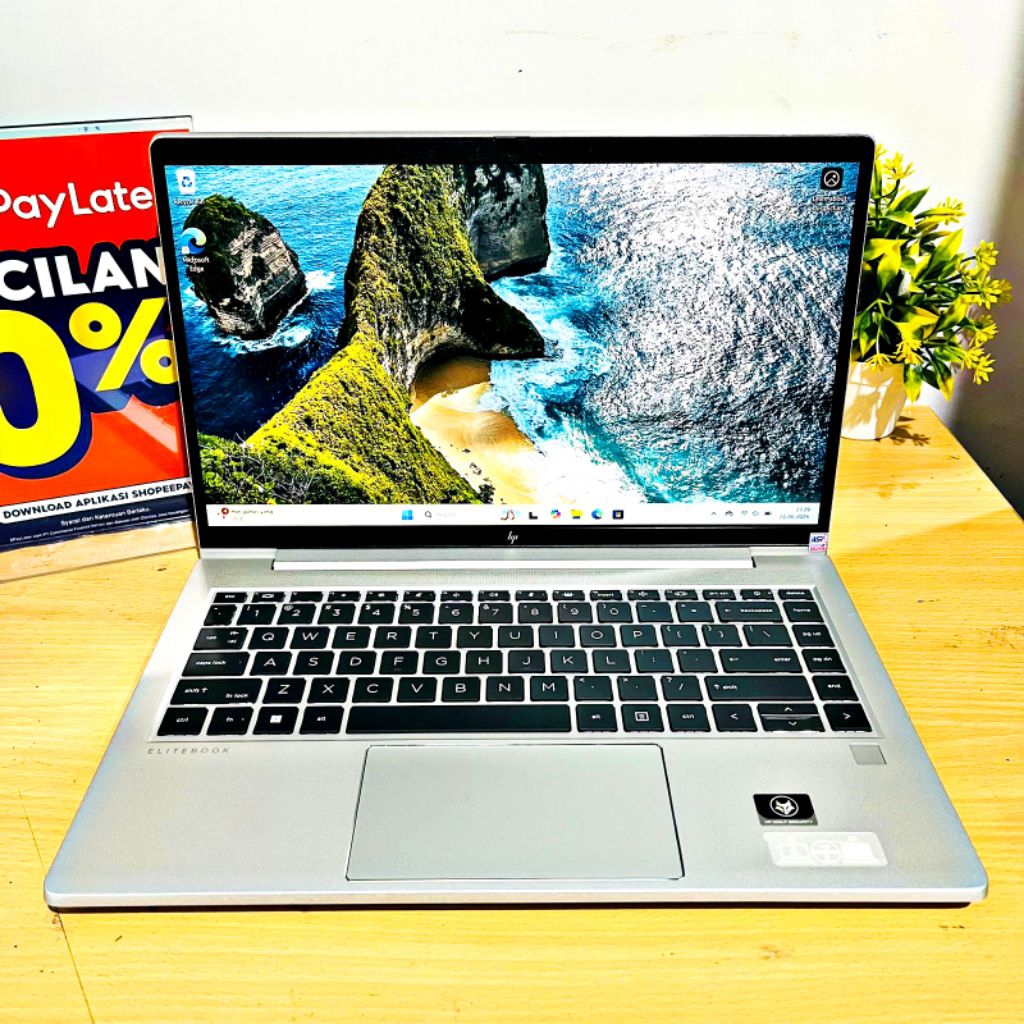 Laptop HP 2nd RYZEN 5pro,vga Amd,Ram Ddr4 16gb,Ssd 256gb BERGARANSI