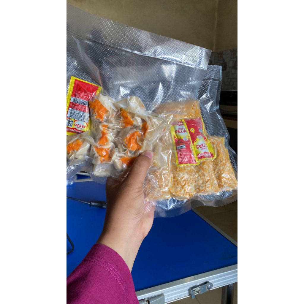 

bundling risol beef mayo & dimsum