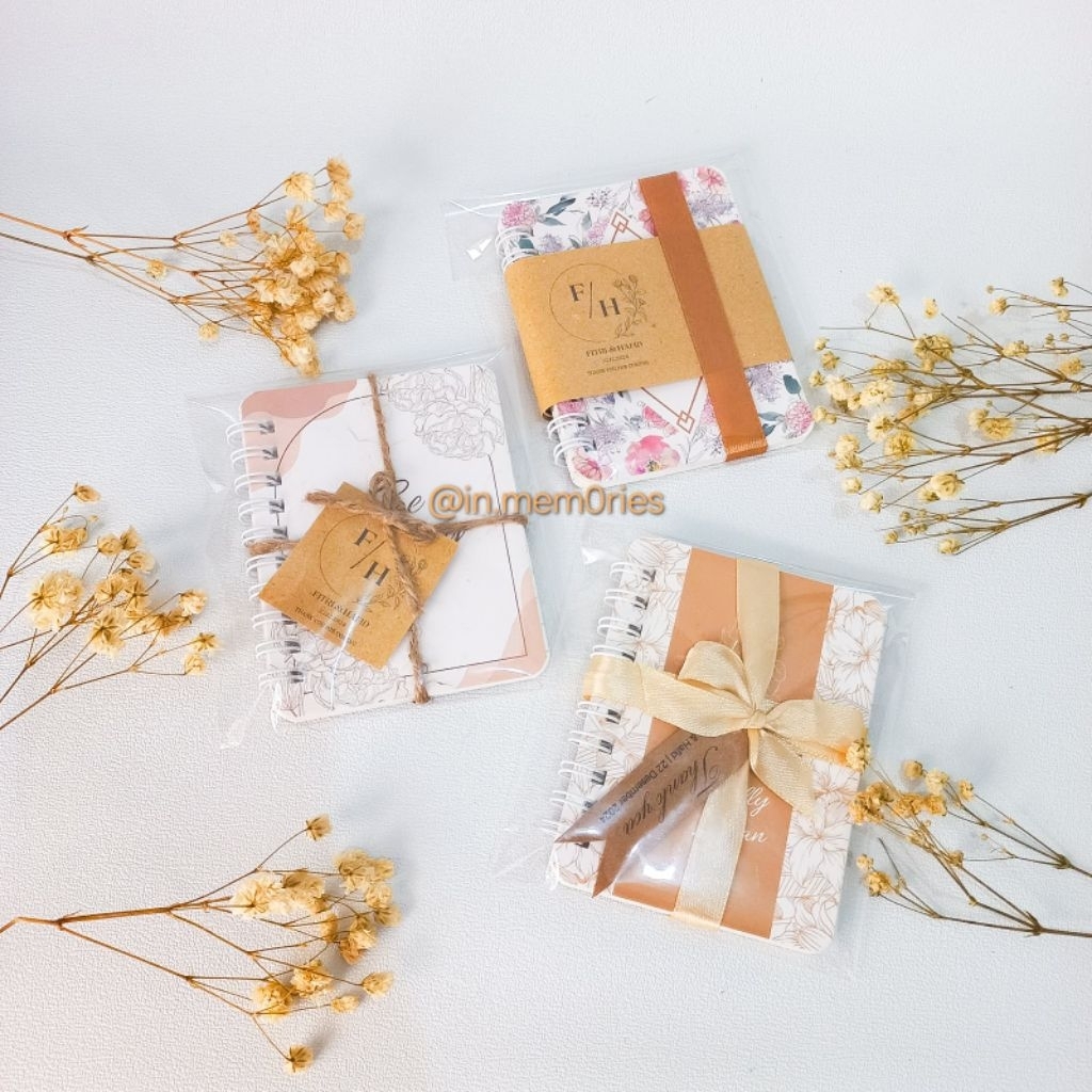 

Souvenir Note Book / Buku Catatan Kecil A7