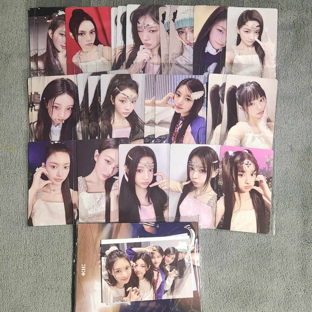 ILLIT Photocard / Album Only - Official from Album BOMB "Do The Dance" [Weverse ver.] Moka Iroha Min