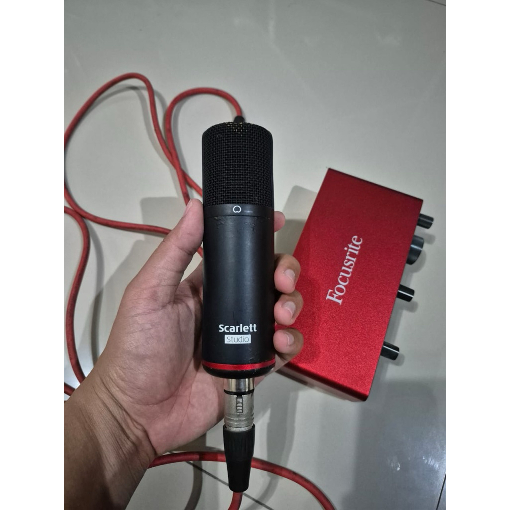 Mic condenser