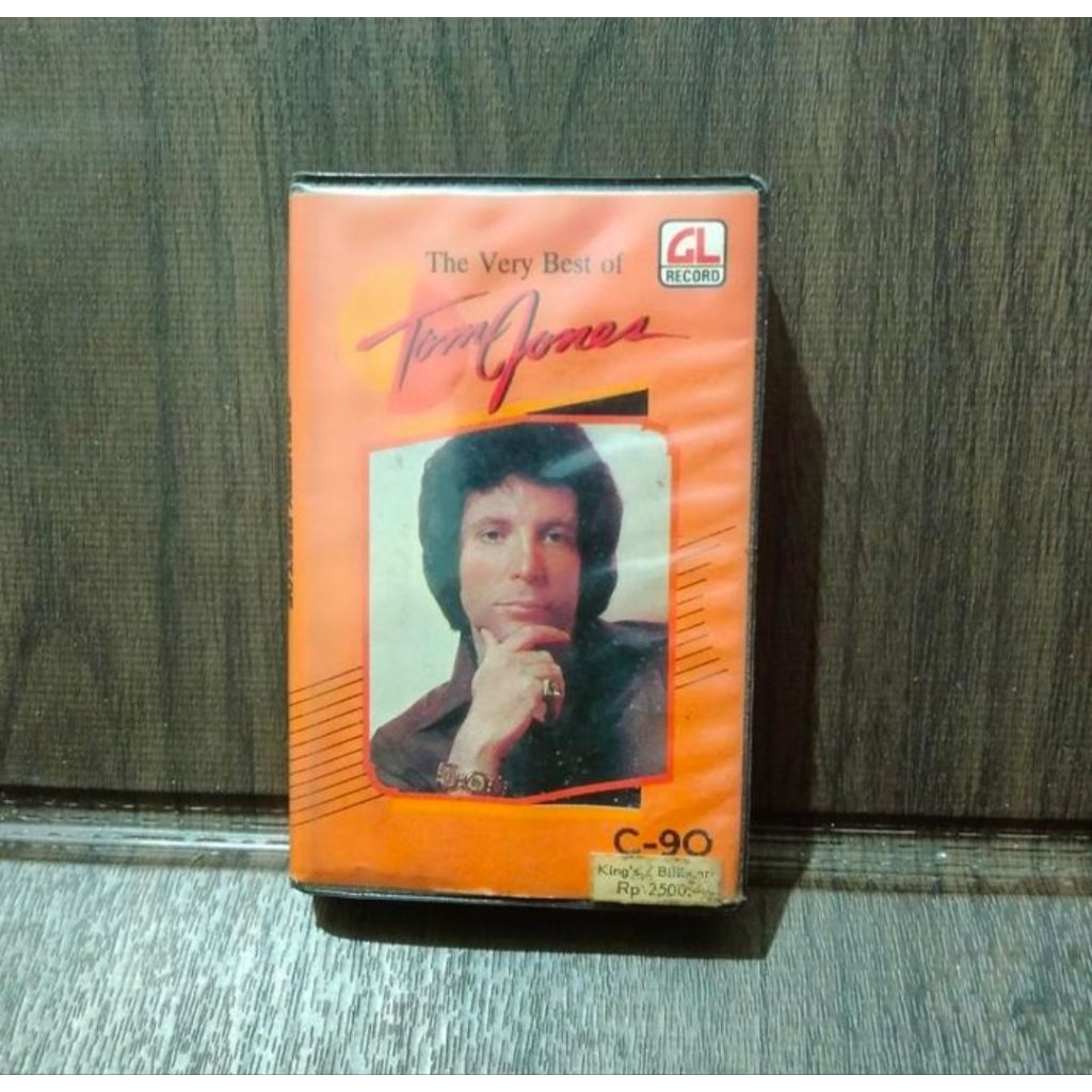 KASET PITA 13466- TOM JONES