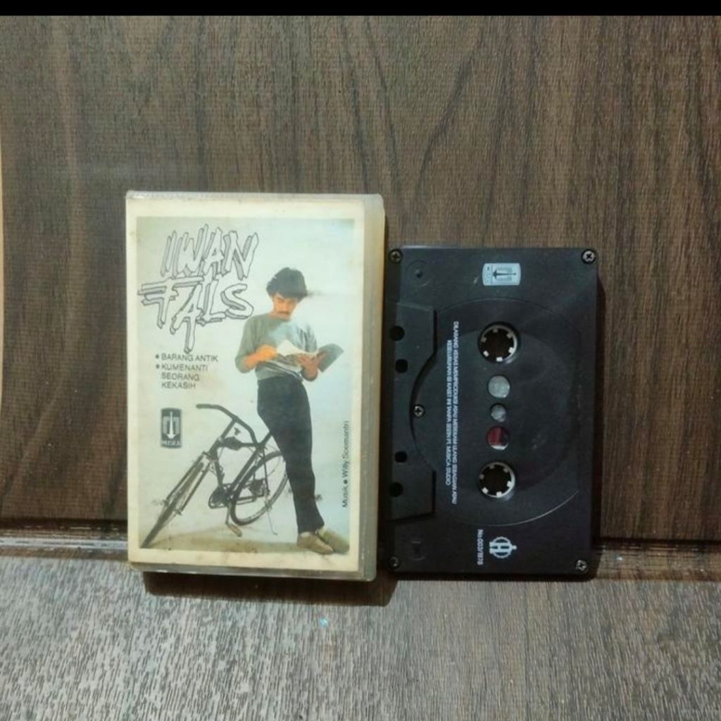 KASET PITA 13475- IWAN FALS BARANG ANTIK
