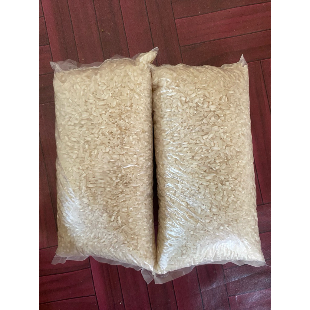 

BERAS BIASA HASIL PANEN SENDIRI 1kg