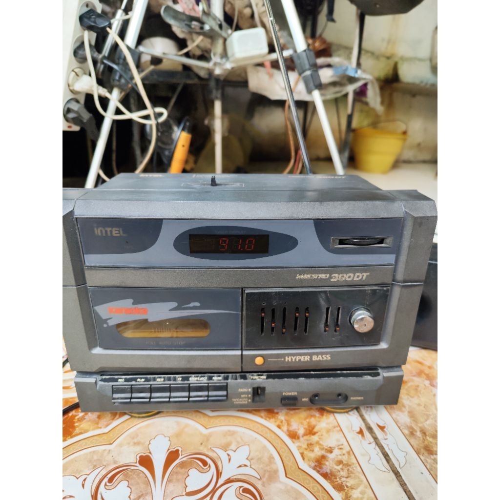 Mesin Kompo Radio Tipe  JADUL ANTIK Barang Jadul Vintage Fungsi Mantap di Kelas Jadul Antik