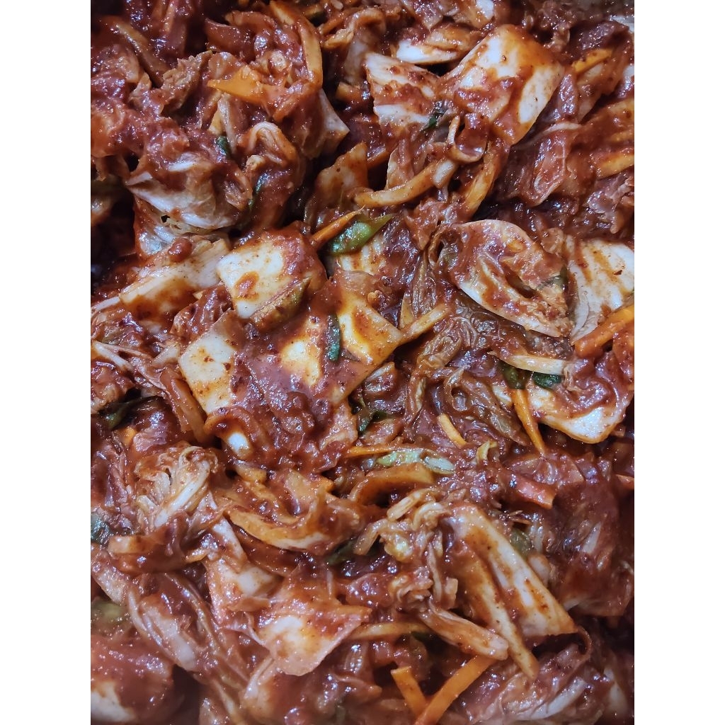 

Fresh Kimchi/ Kimchi/ Kimchi Sawi/ Baechu Kimchi 500 gram