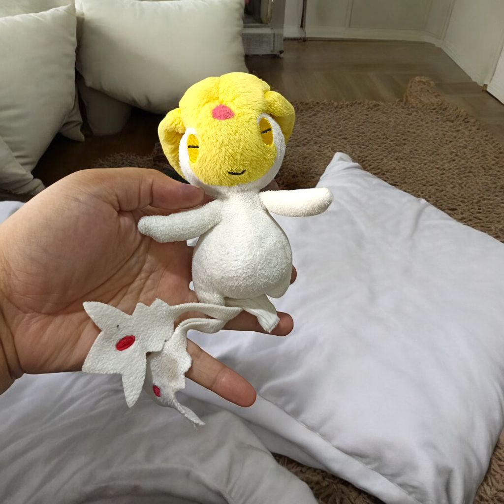 Boneka Pokemon Plush Uxie Jakks Pacific