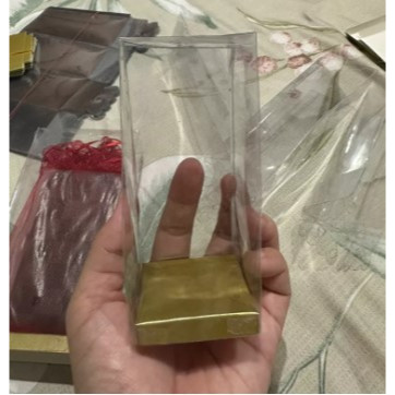 

(MIKA SAJA) Kotak Mika Souvenir Ukuran 5x5x12 cm