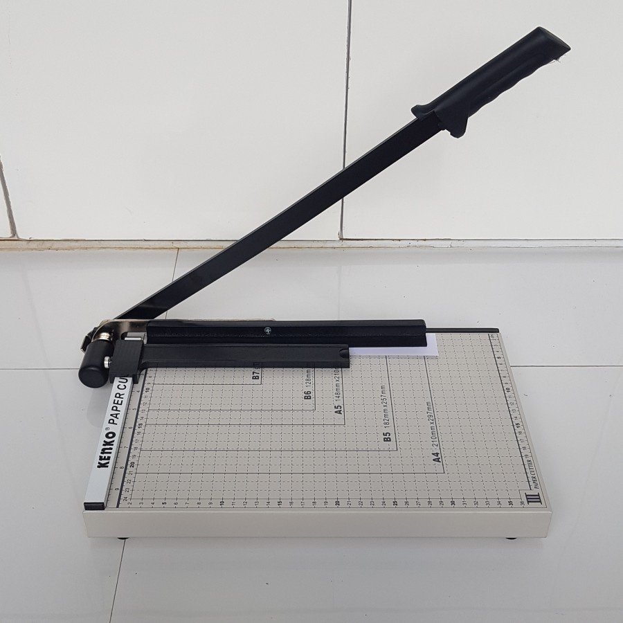 

Pemotong Kertas F4 Folio Kenko Paper Cutter / Pemotong Kertas F4