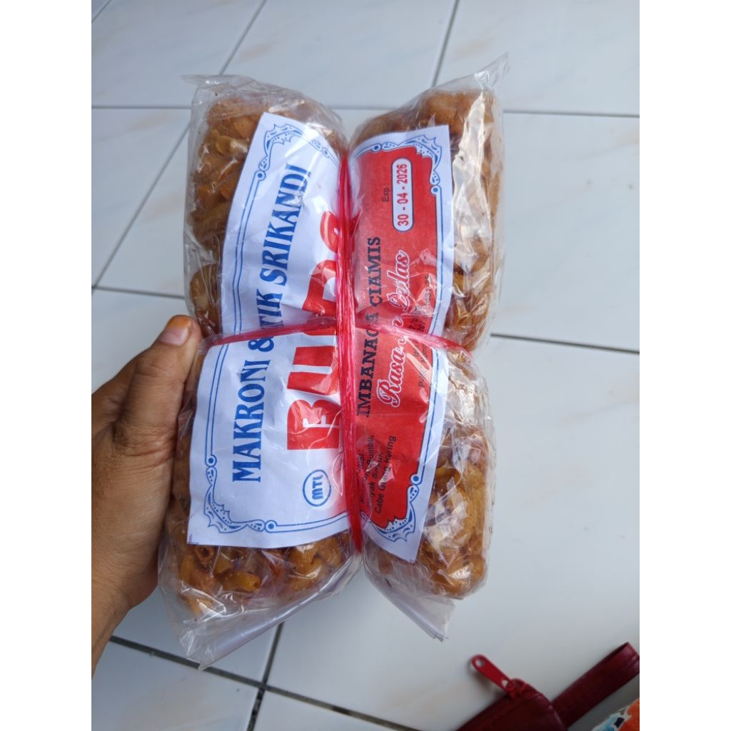 

makaroni bunda isi 20pcs/makaroni asin pedas gurih