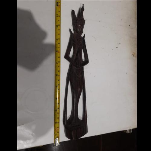 

Miniatur Pajangan WANITA BALI Kerajinan Kayu Jati KUNO ANTIK VINTAGE