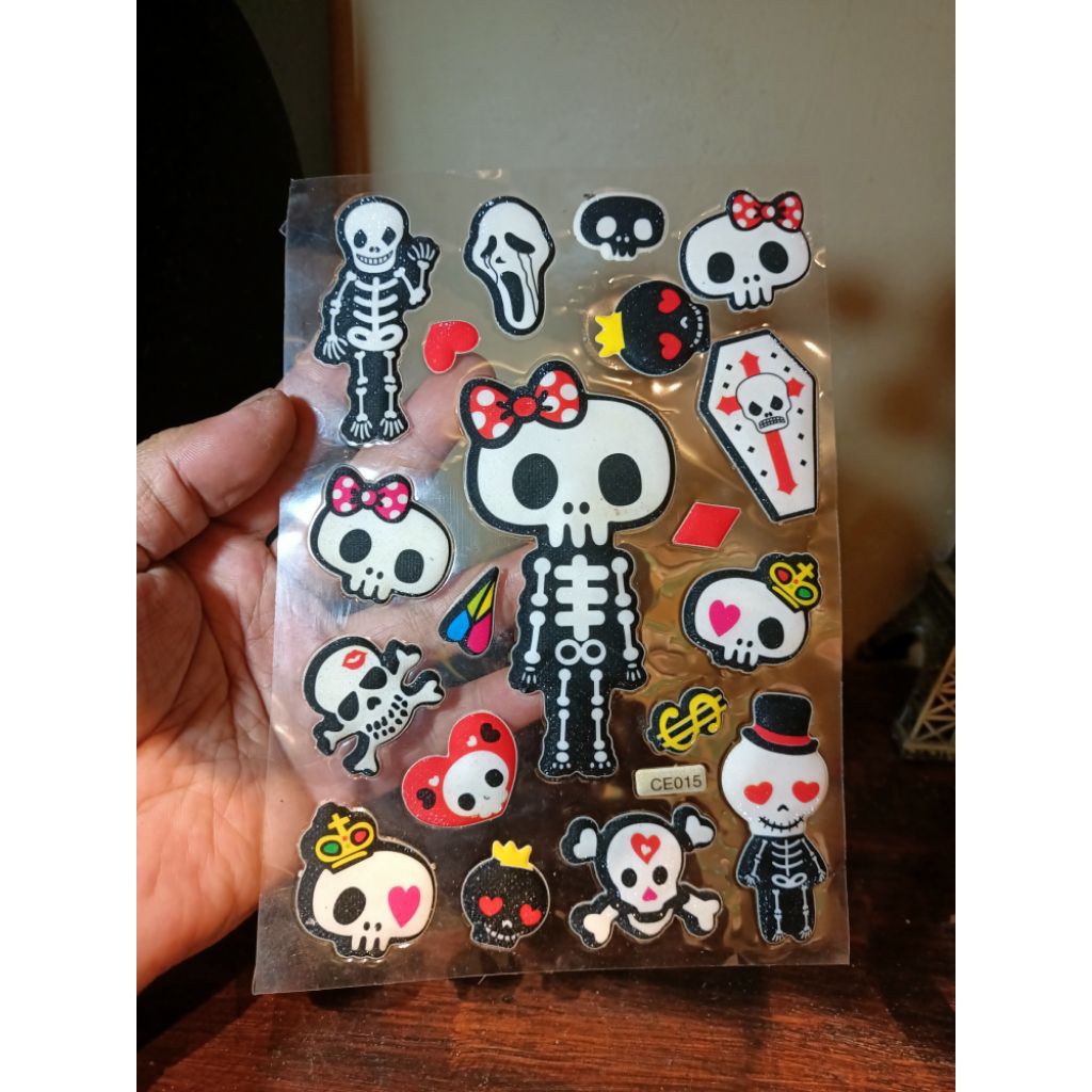 

sticker timbul tengkorak