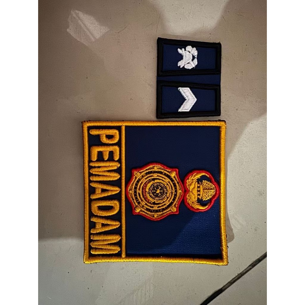 ATRIBUT PEMADAM TIMBUL