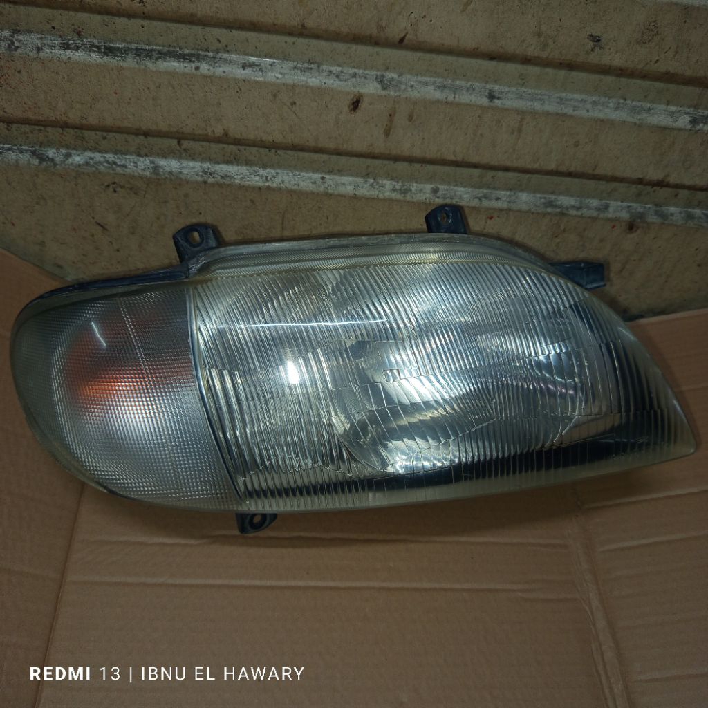 headlamp lampu depan daihatsu taruna kanan