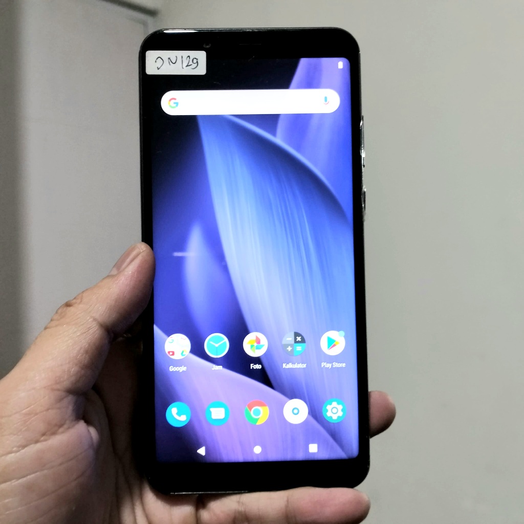 Ada Minus Sharp Aquos V6 Plus LTE NFC RAM 4GB Internal 64GB Ex Garansi Resmi Indo