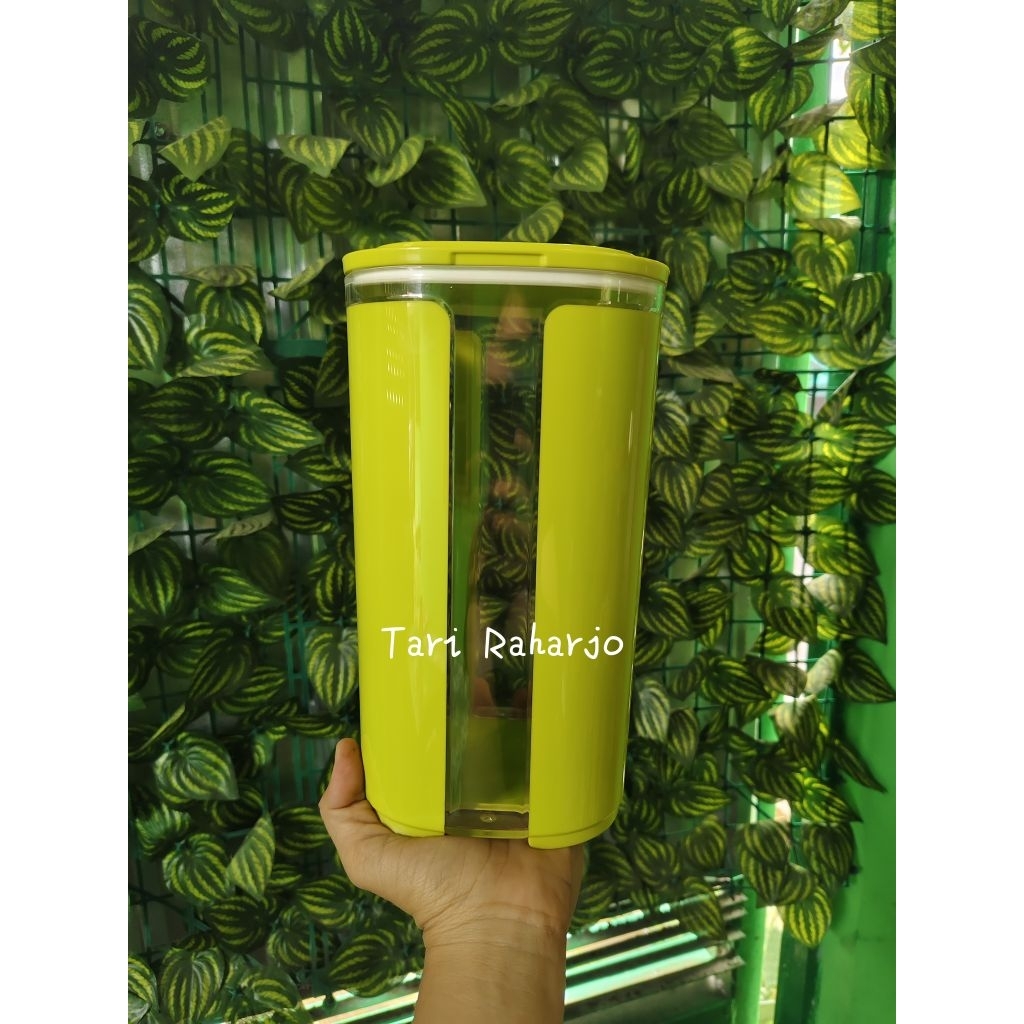 tupperware window canister hijau 2,4 L