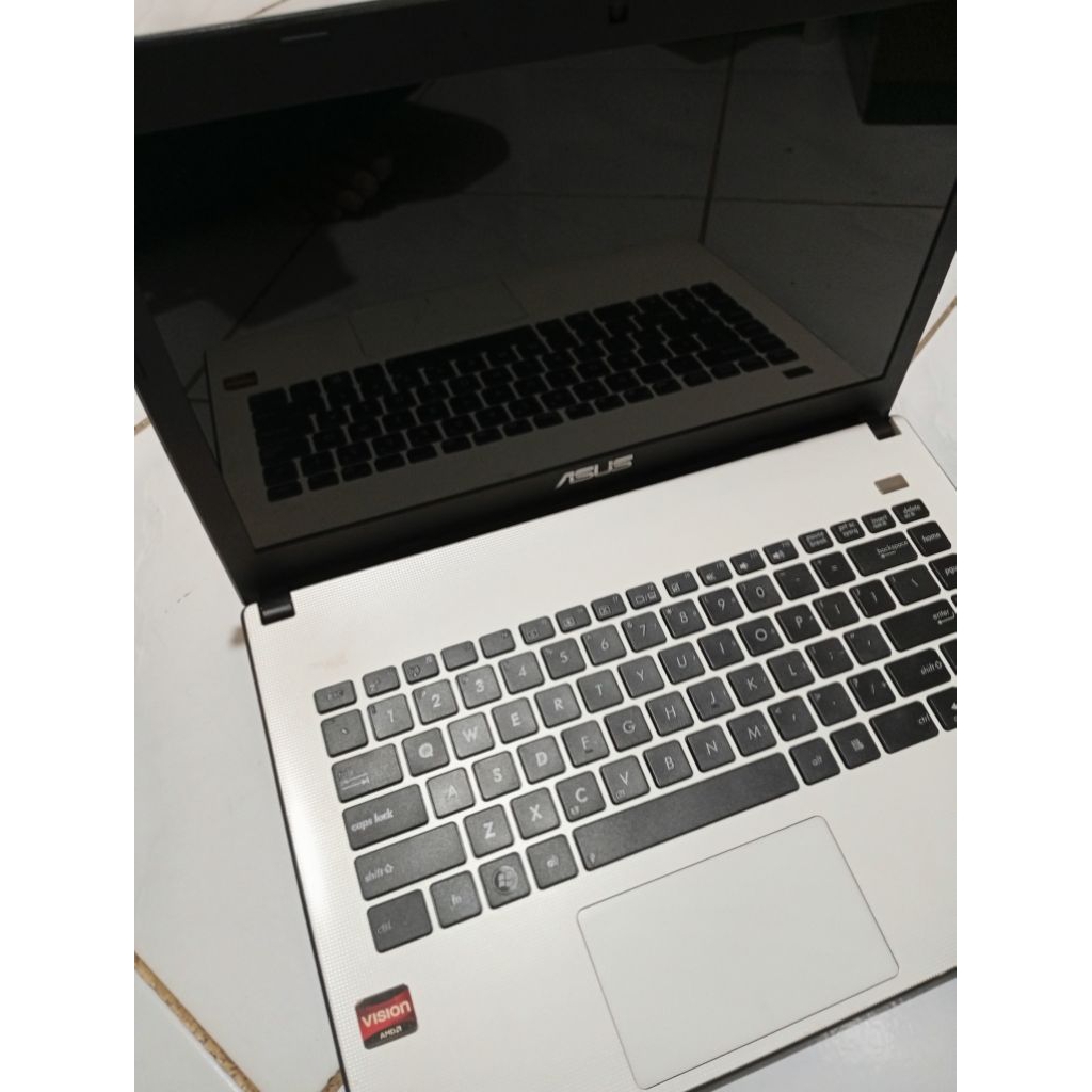 Laptop ASUS VIVOBOOK X401U AMD C-60 RAM 2GB HDD 500GB BACA DESKRIPSI