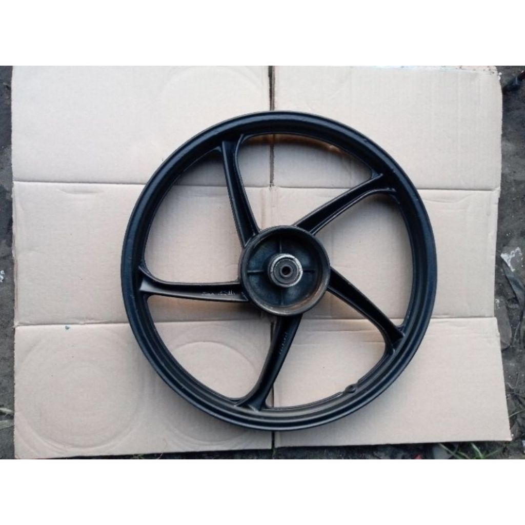 pelek racing terombol bagian depan motor Honda Supra x lama/gran ukuran ban 200