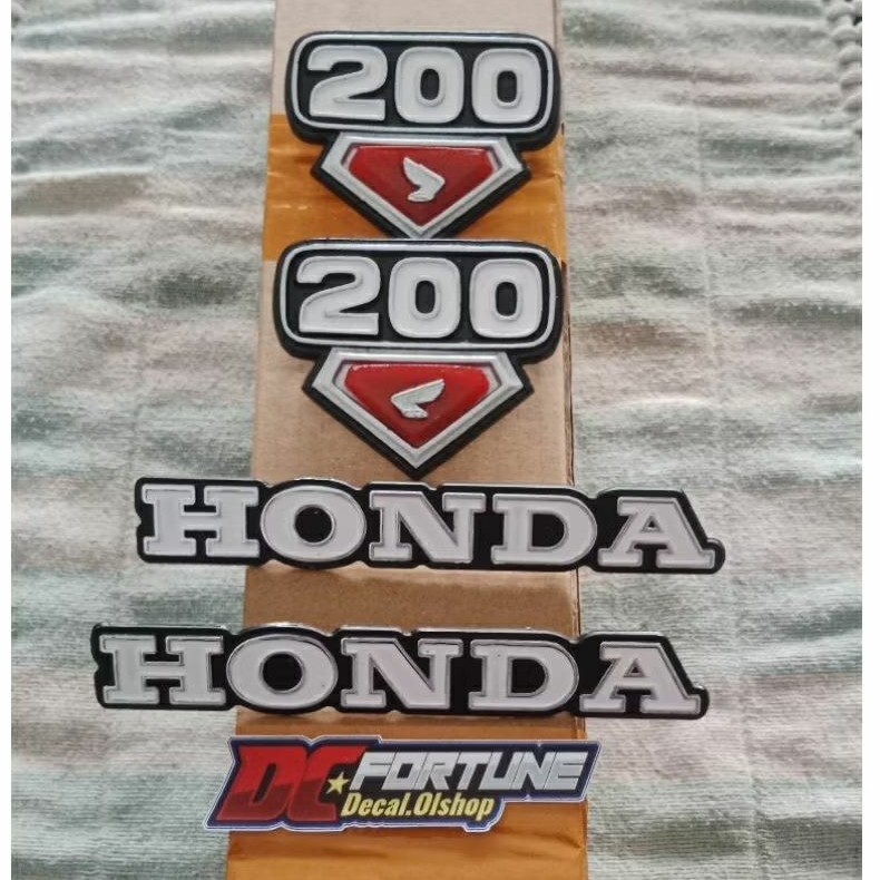 emblem tengki honda cb 125 set emblem box aki cb 200 merah