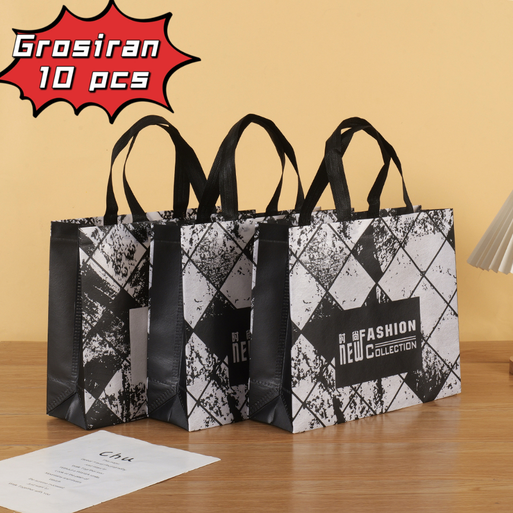 

Grosiran Tas Koper 10pcs-Tas hamper - Goodie bag - Tas Belanja - Tas Souvenir - Tas Kado - Tas Jinjing - Tas Lipat-Kantong Belanja - Souvenir - Shopping bag - Spoundbond - Tote Bag - Tas Wanita - Tas Murah - Tas Belanja Murah - Tebal dan Kuat