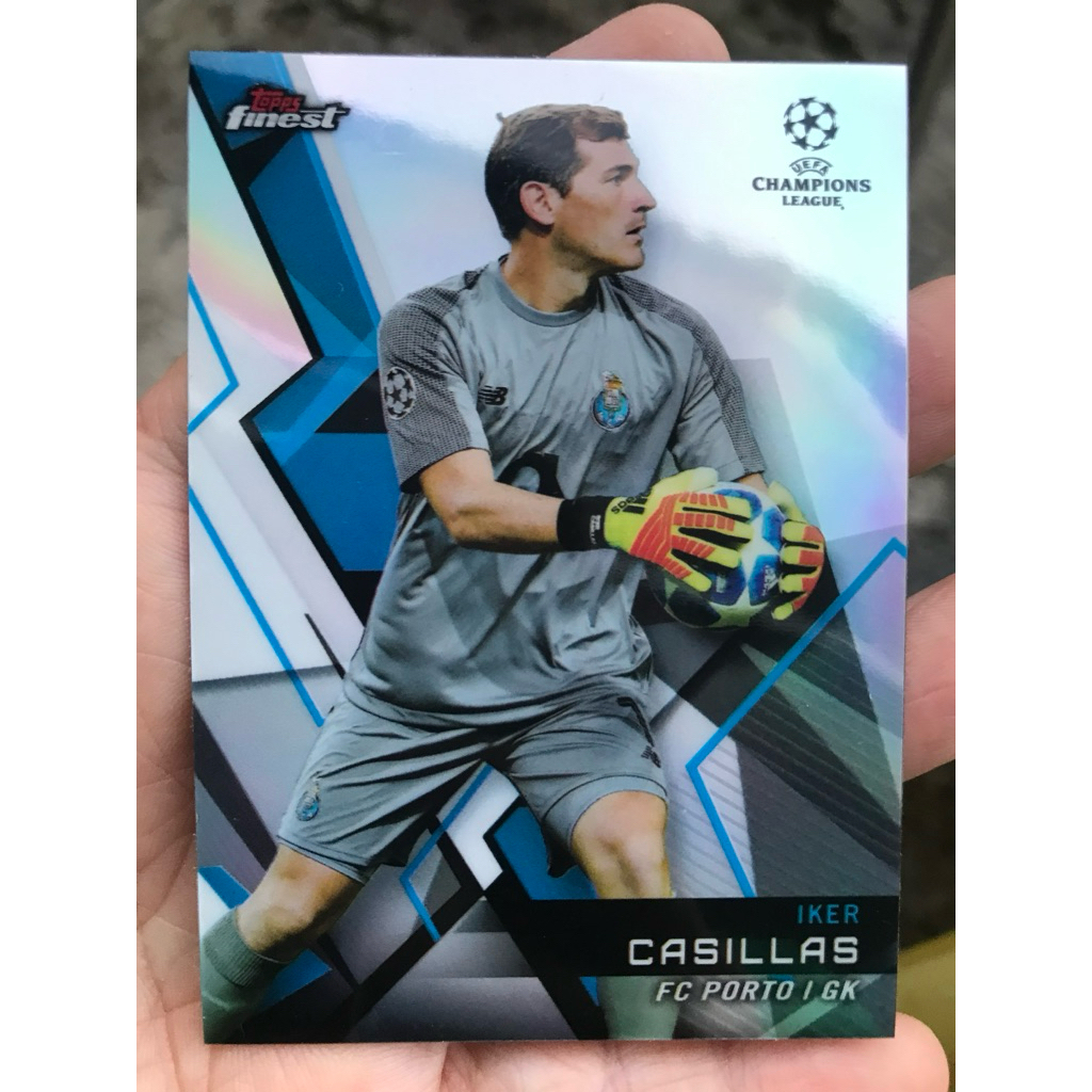 TOPPS FINEST IKER CASILLAS REFRACTOR 2019