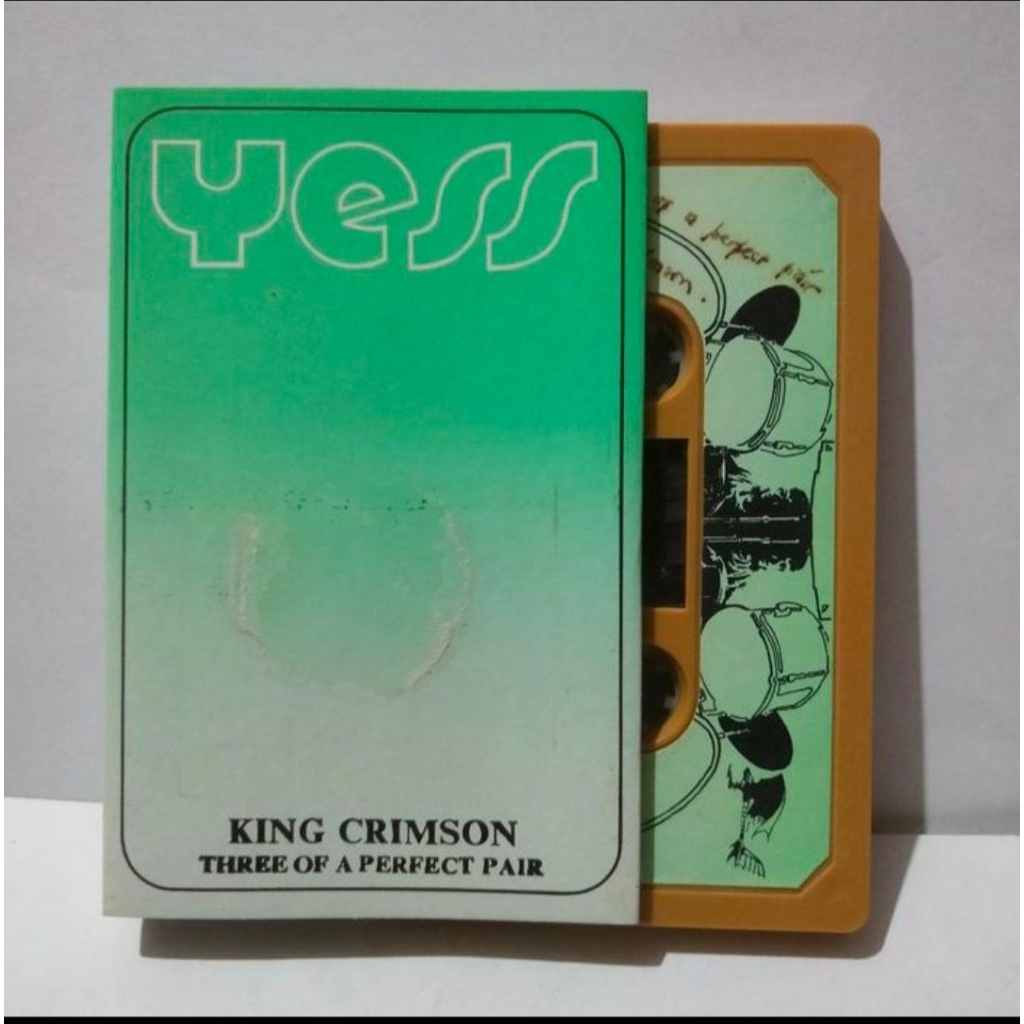 KASET PITA YESS 13460- KING CRIMSON THREE OF A PERFECT PAIR