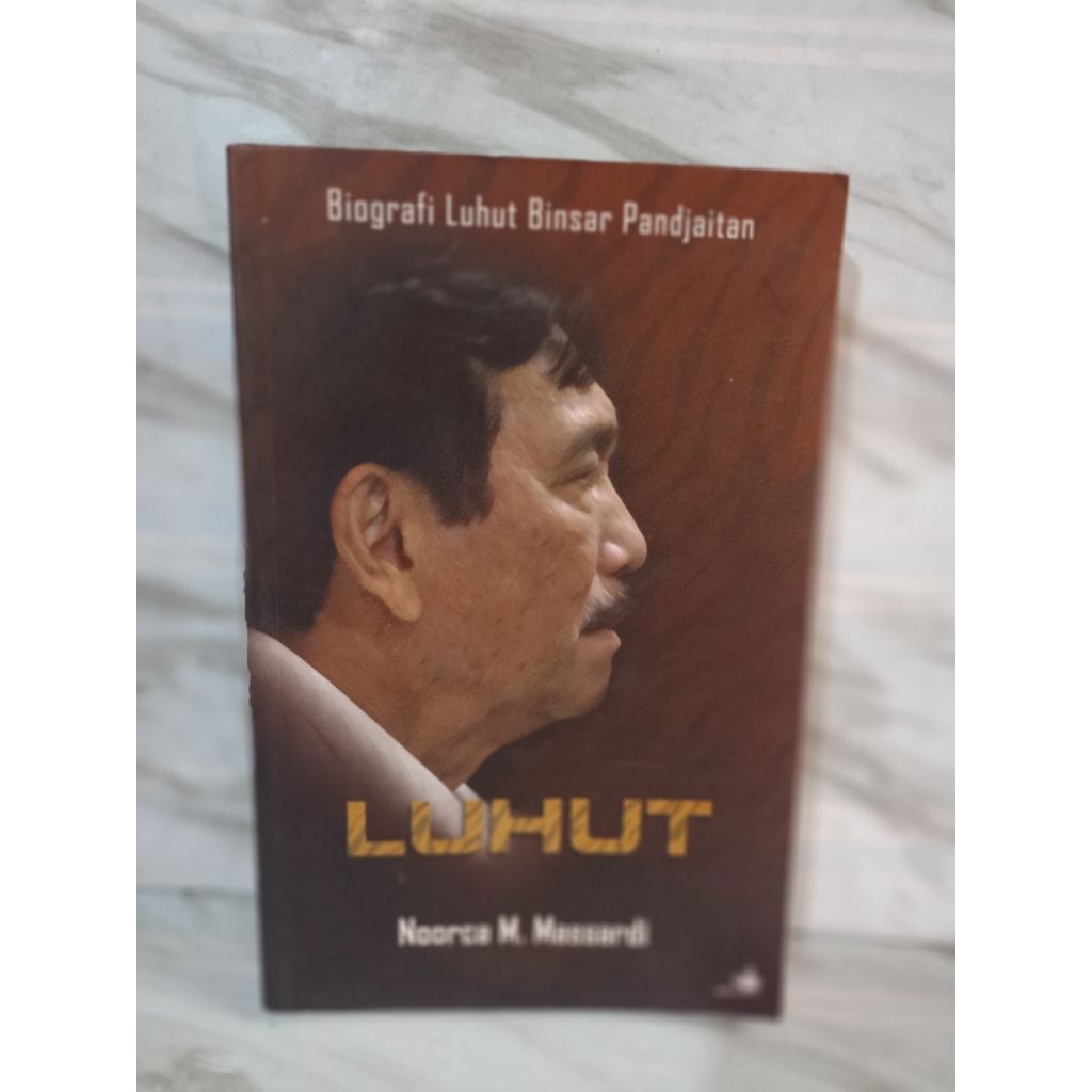 BIOGRAFI LUHUT BINSAR PANDJAITAN by Noorca m.massardi