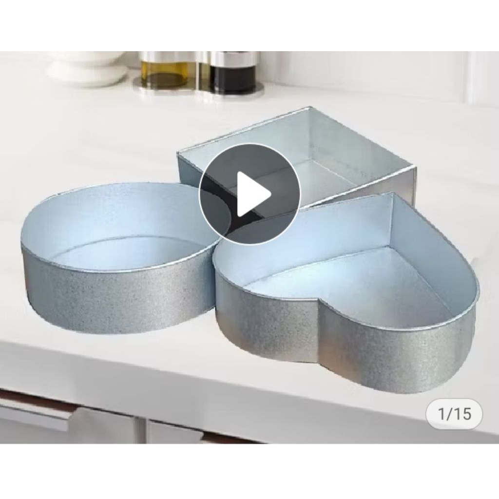 

loyang set 3 beda bentuk satu bisa satuaan bisaa cocok untuk acara kluargaa seperti bikin kue ulang tahun atau kue resepsi pernikahan