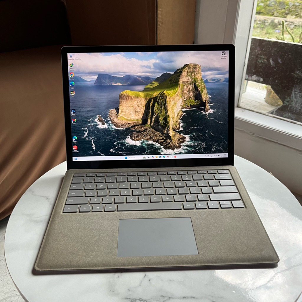 Microsoft Surface Laptop 2