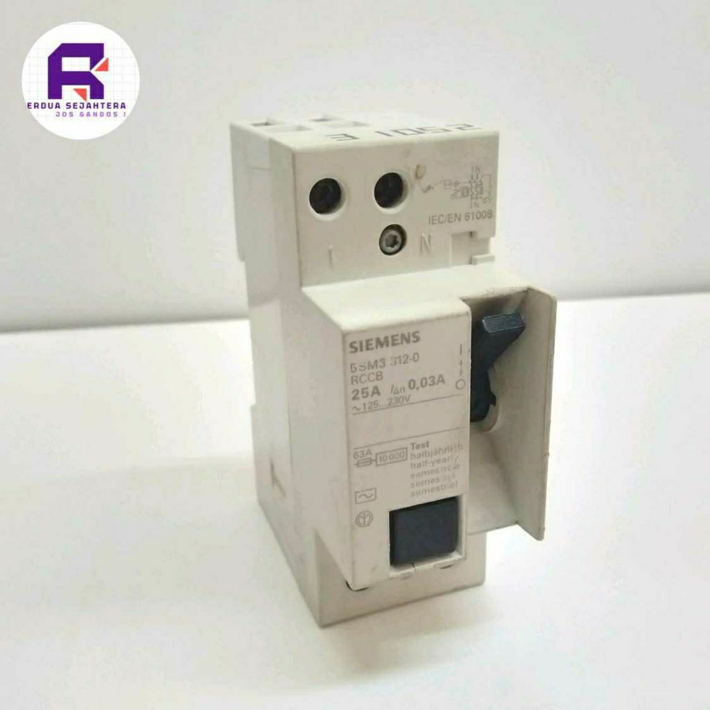 SIEMENS 5SM3 312-0 RCCB 25A CIRCUIT BREAKER