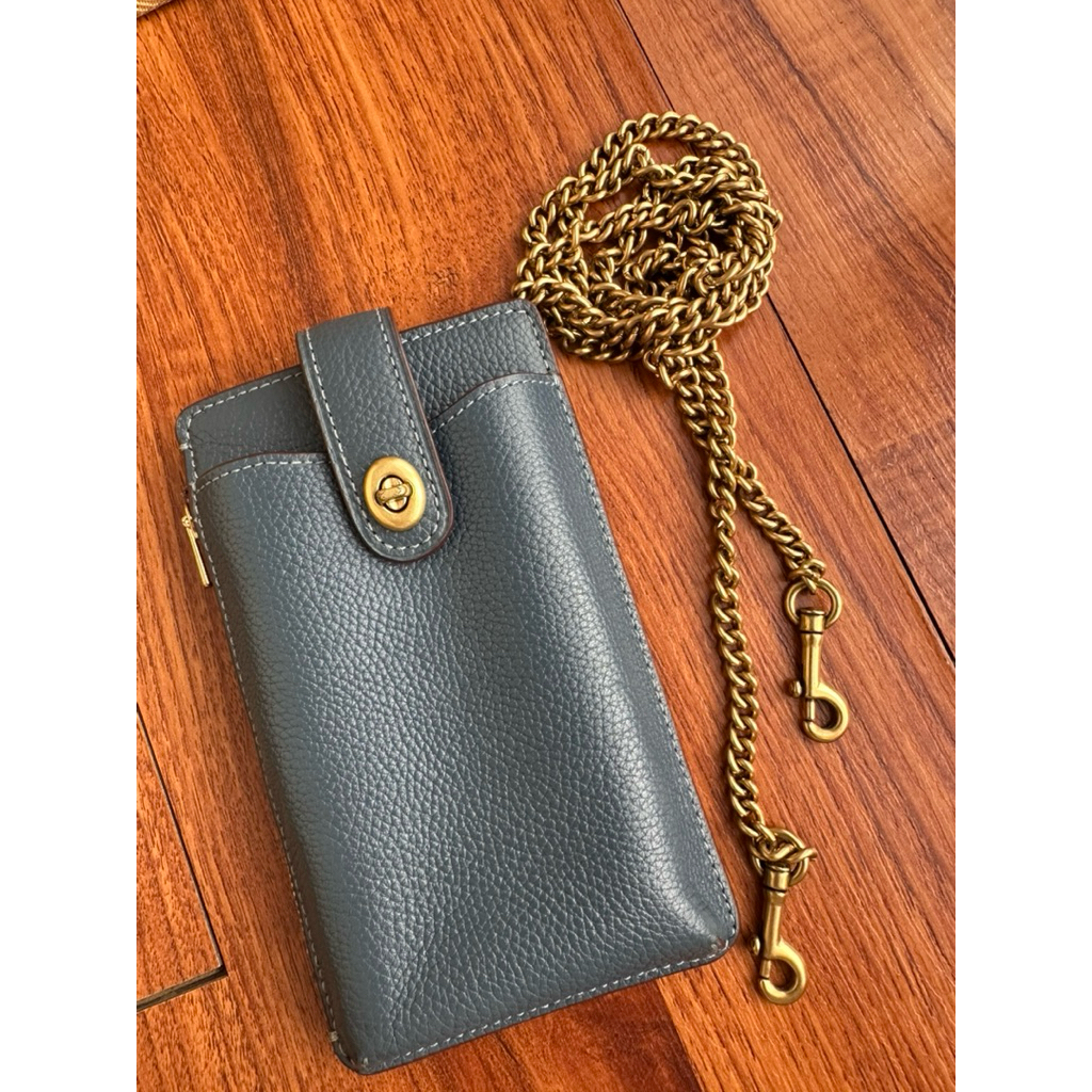 Preloved coc phone bag coach original