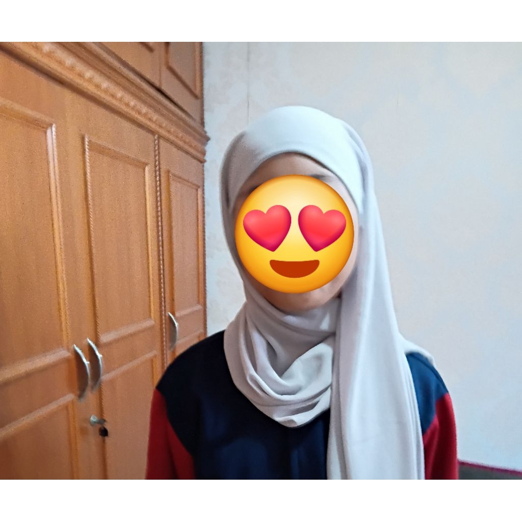 umama pashmina instan  (preloved)