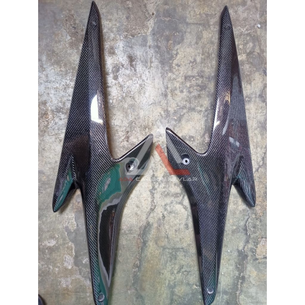 Deltabox Yamaha Aerox 155 Old Carbon Kevlar