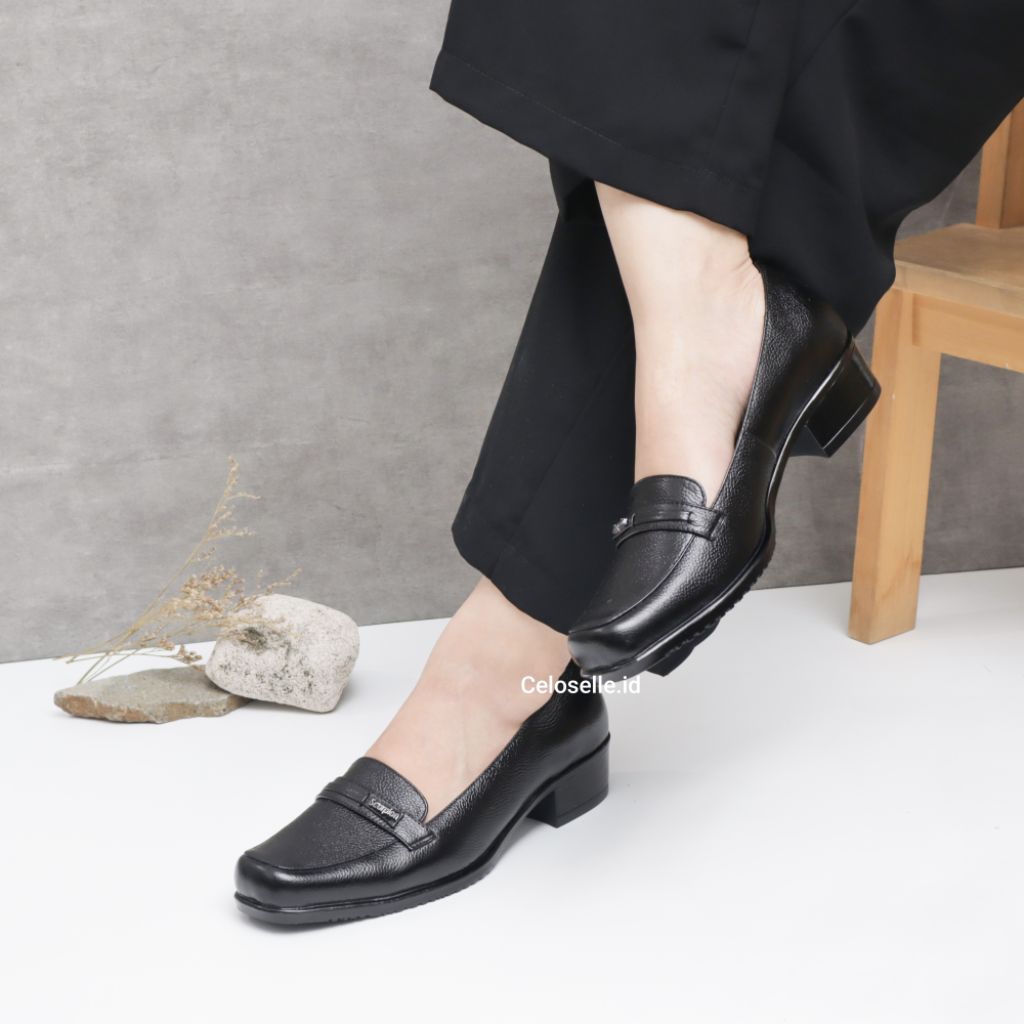 Original Scorpion 071372 Sepatu Kulit Formal/Casual Untuk Wanita