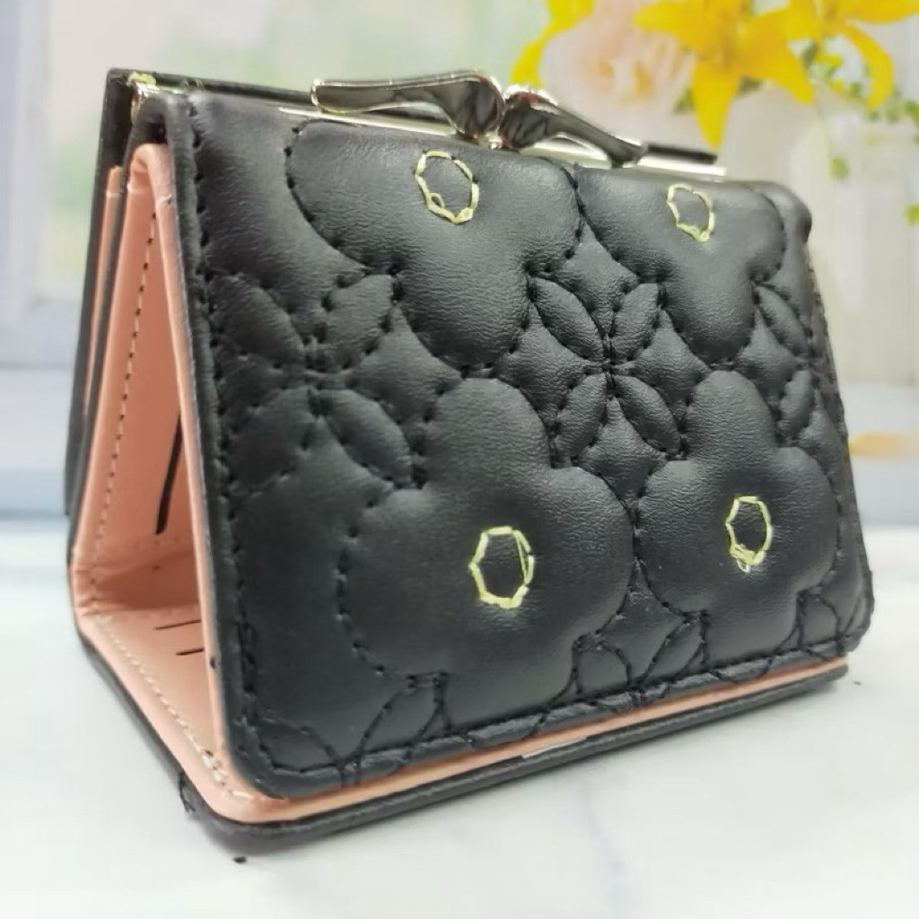 Dompet wanita kecil forever young lipat penutup kunci behel korea / Dompet wanita kasual kecil