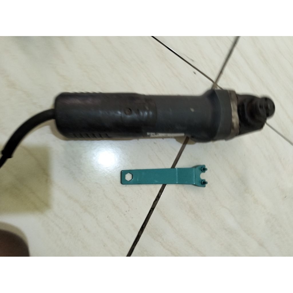 GERINDA BOSCH GWS 7-100 KONDISI SECOND BARANG MASIH NORMAL SEMUA SIAP PAKAI KERJA