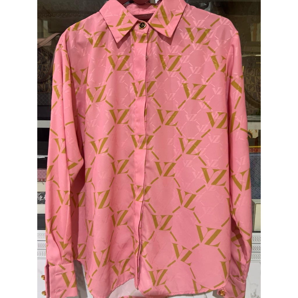 Preloved Stellar Top by VIVI ZUBEDI