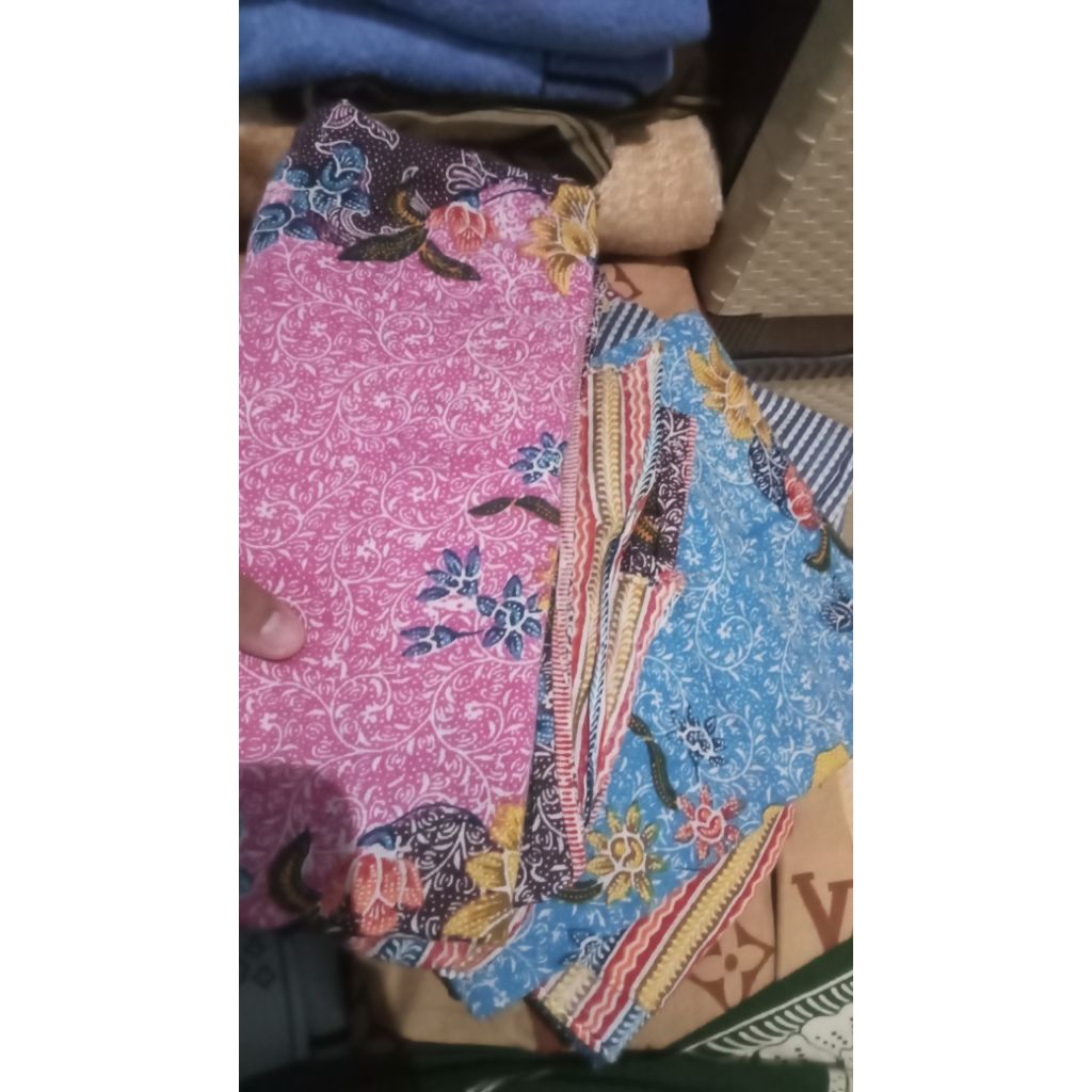 Preloved gendongan kain jarik