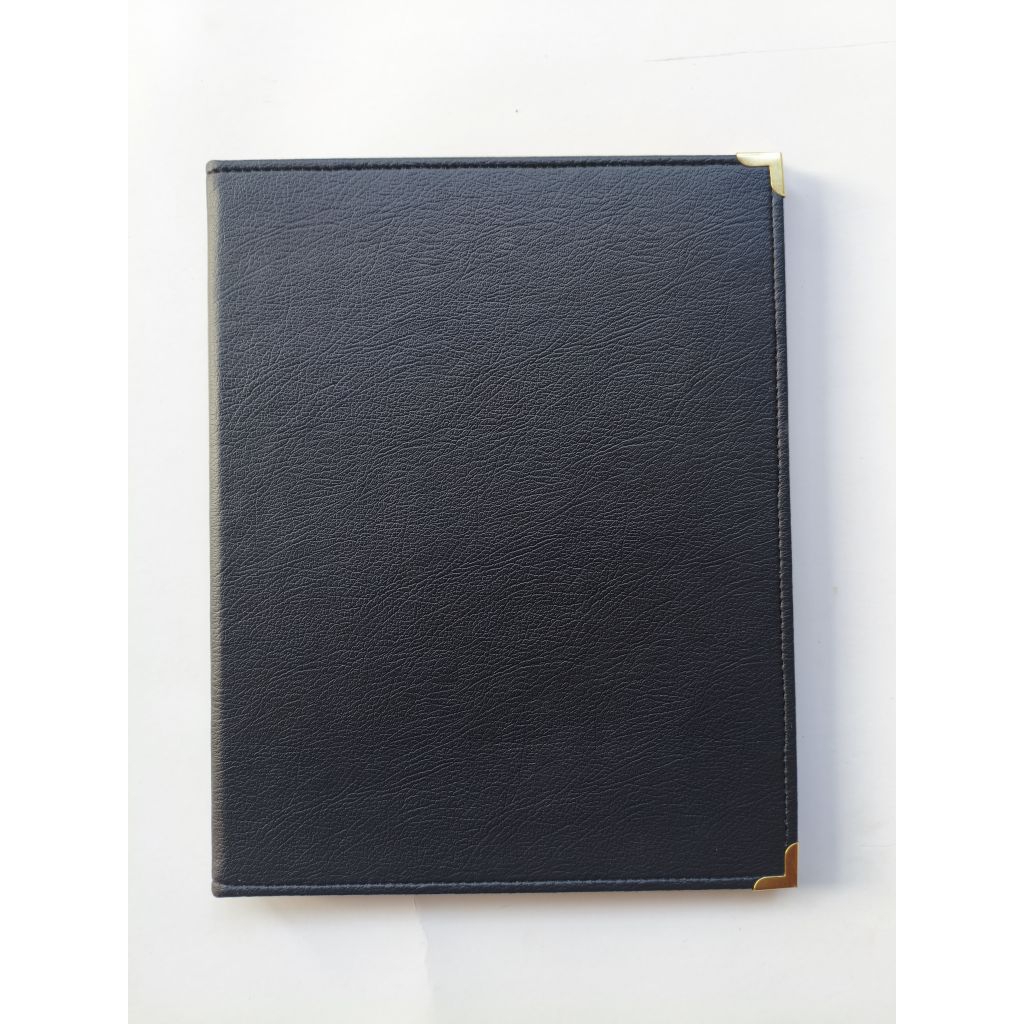 

COVER BUKU MENU POLOS TANPA LOGO, WARNA HITAM, MODEL JEPIT BAUD,SIAP KIRIM