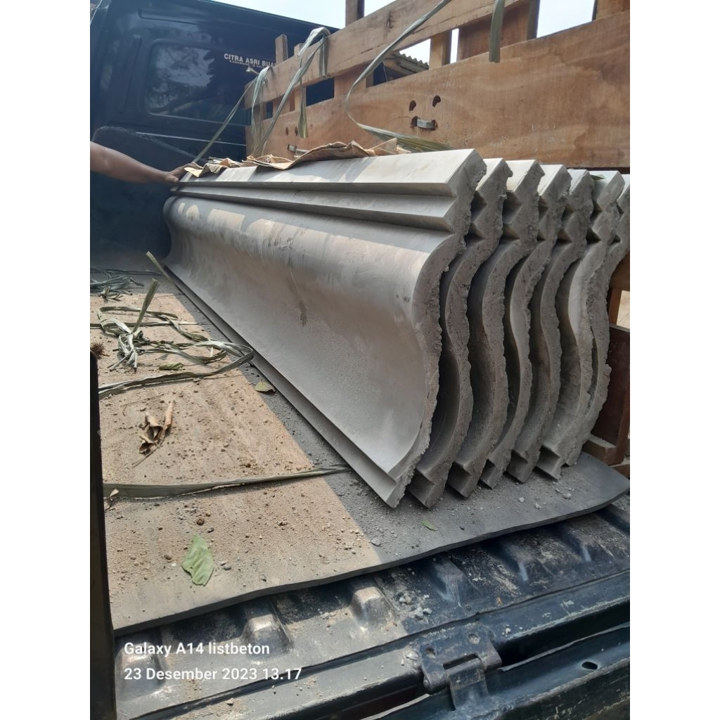 lisplang beton minimalis 25 cm x 200 cm