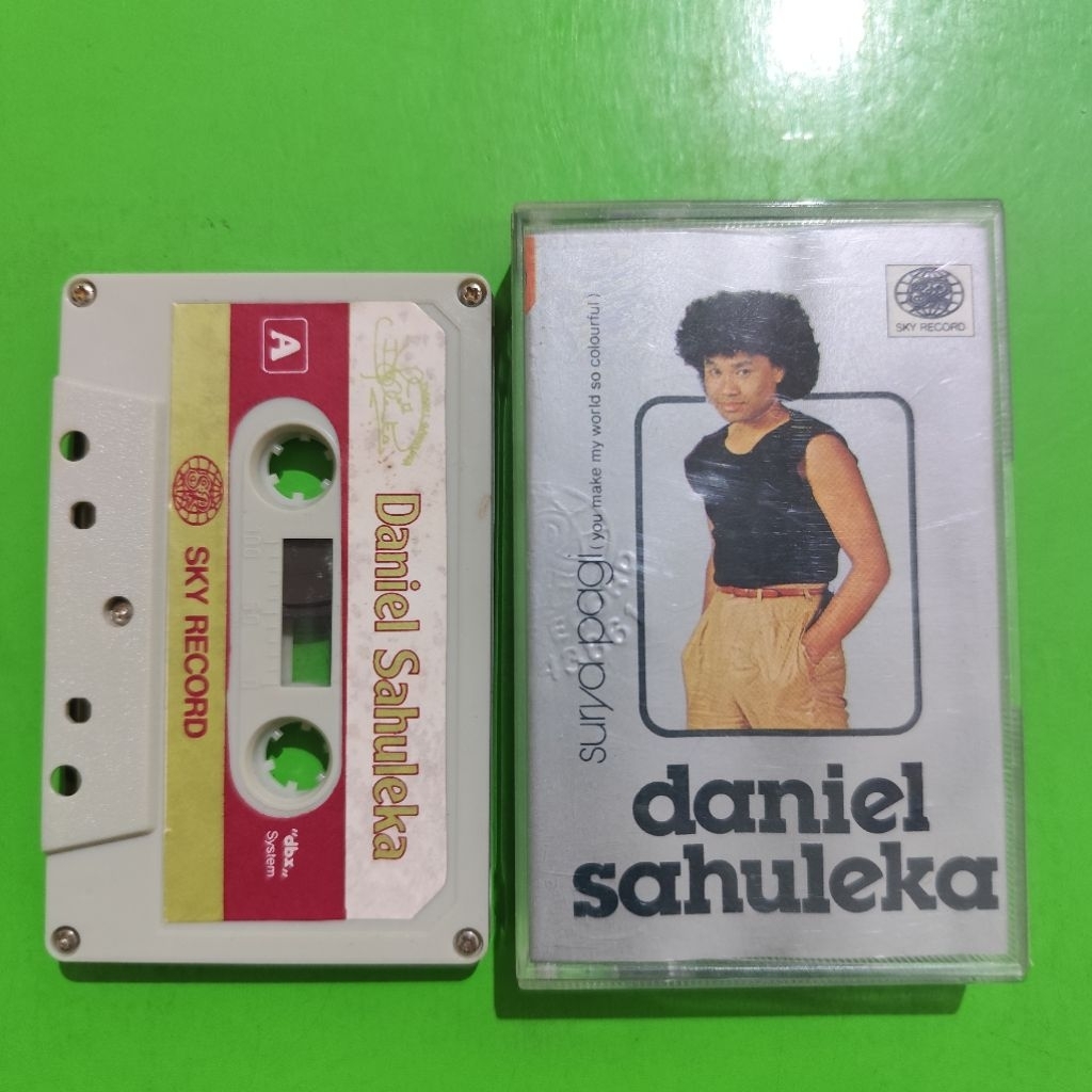 Kaset DANIEL SAHULEKA Surya Pagi