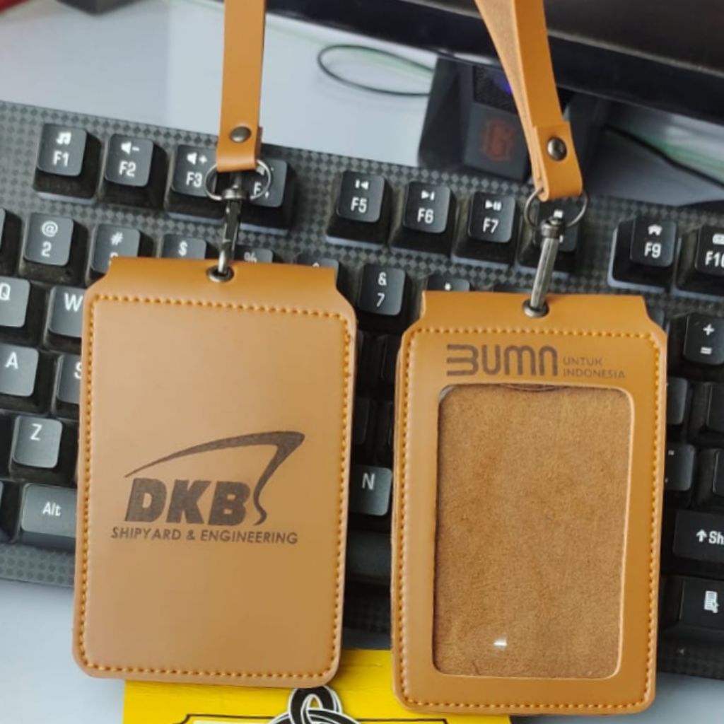 

Name Tag Idcard magnet grafir|Name Tag Lanyard Termurah