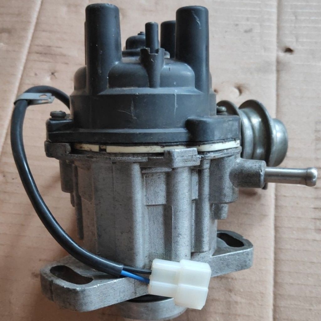 Delco distributor Mitsubishi Colt T120SS