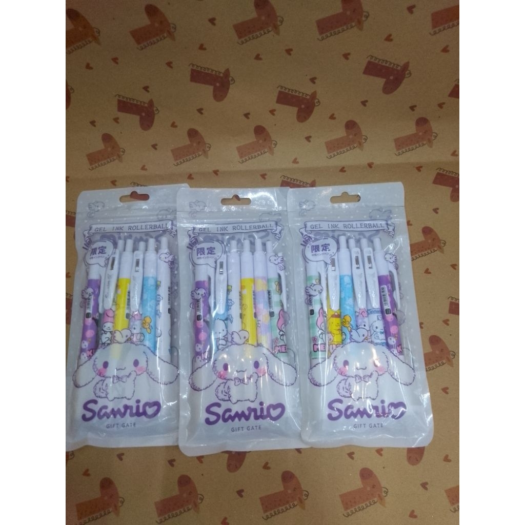 

PULPEN MEKANIK MOTIF CINNAMOROLL SET ISI 6PCS