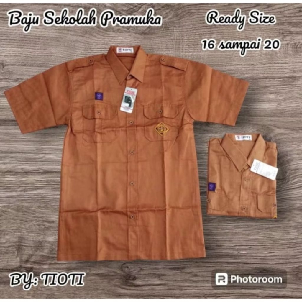 TIOTI KEMEJA SMP /SMA PRAMUKA PENDEK COWOK SERAGAM SEKOLAH
