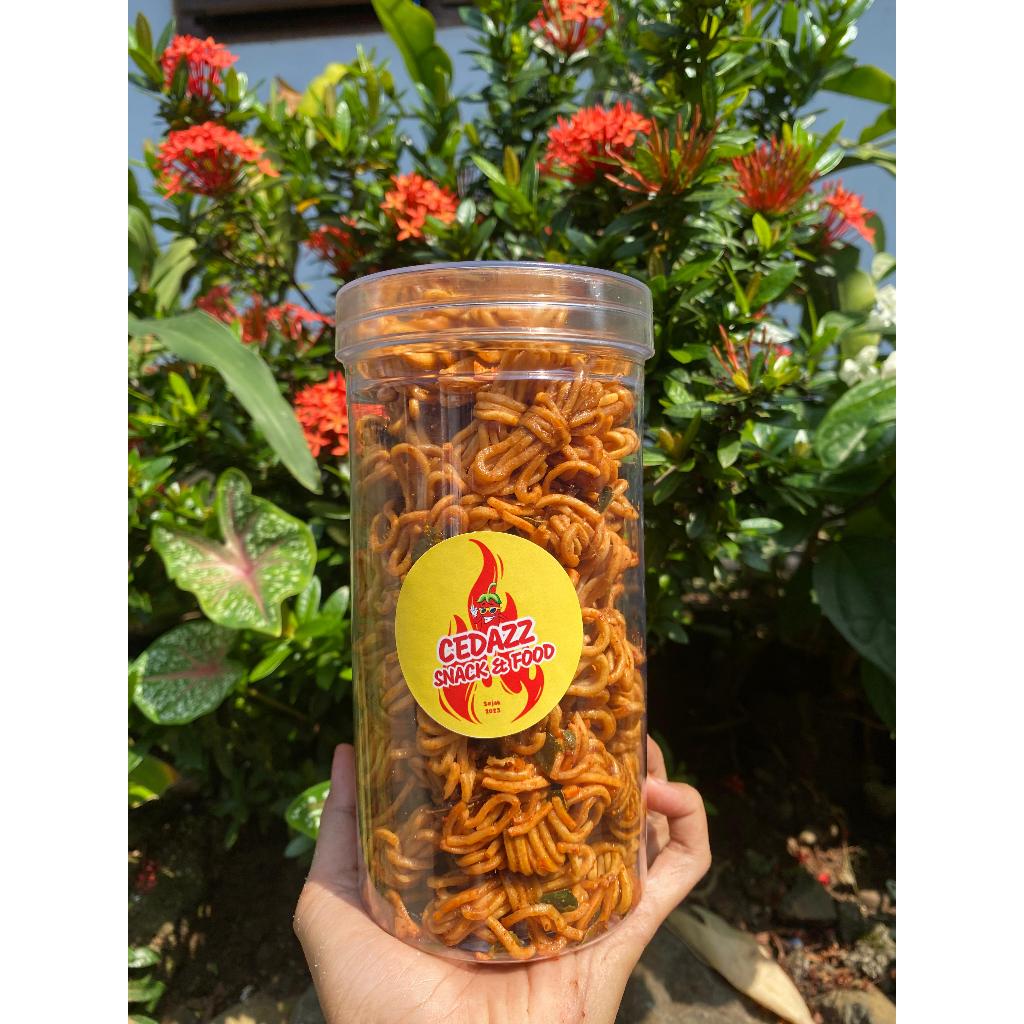 

Mie gulung sultan kemasan toples 900 ml cikruh pedas daun jeruk