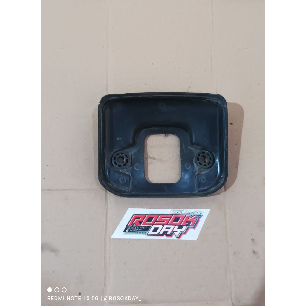 Mika Tatakan Lampu Belakang GL100 Original Cover Mika Tatakan Lampu Belakang GL100 GL125 Original Le