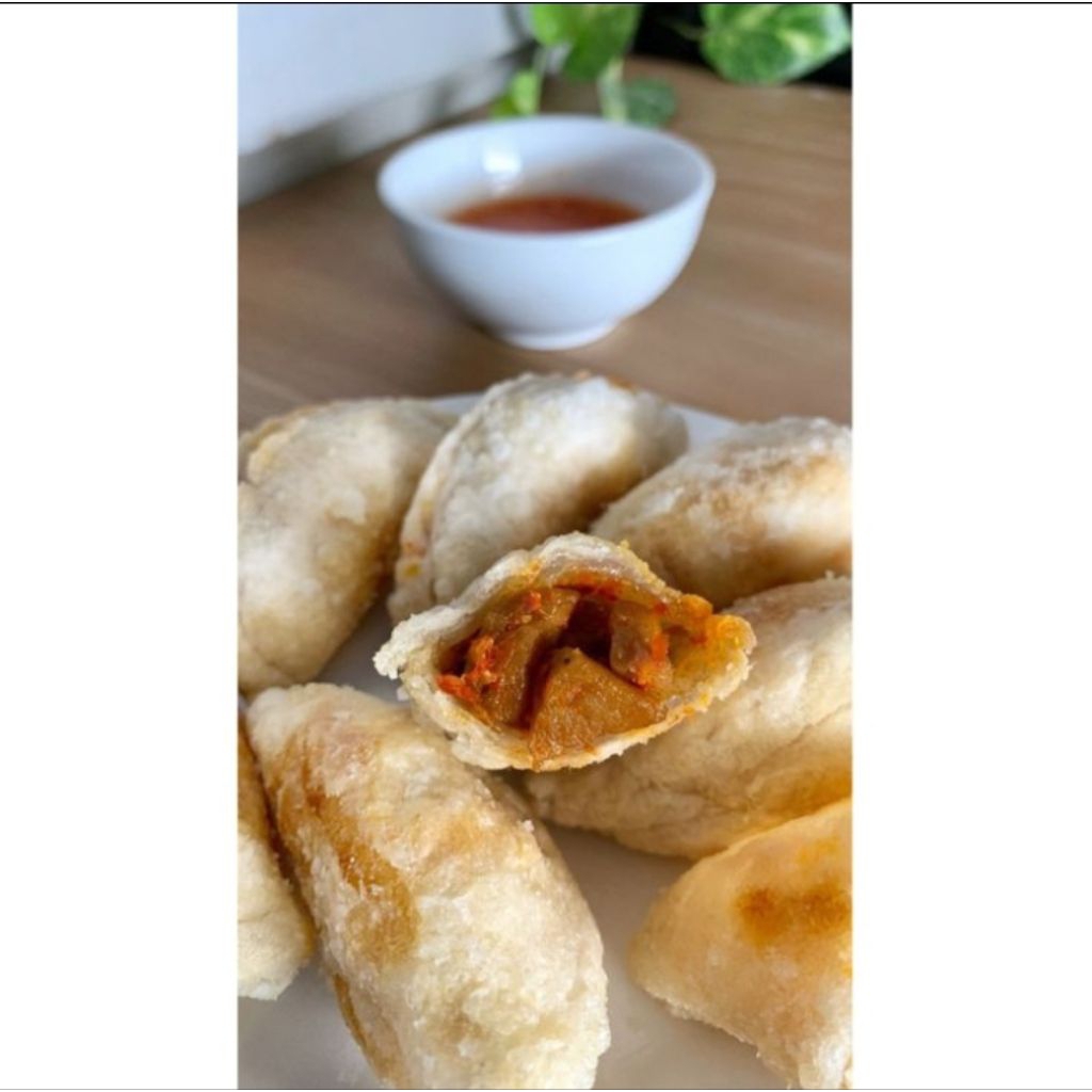 

Cireng Gemoy Isi Bakso Pedas
